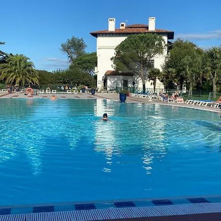 T2 Piscine Merveilleux Espace Naturel, Court De Tennis, Parking Gratuit Lejlighed